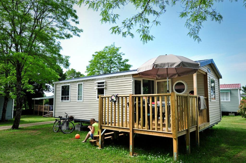 Hôtel Camping les Cigales à Rocamadour Extérieur photo